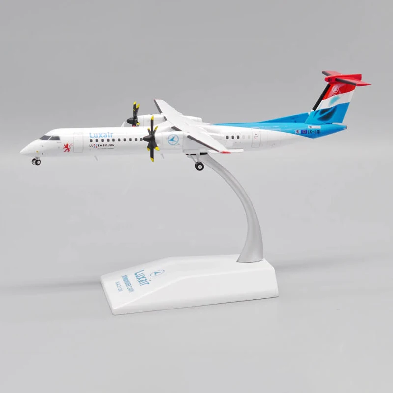 Diecast 1:200 Luxair Dash 8 Q400 Model 5 Diecast 1:200 Luxair Dash 8 Q400 Model - Image 5