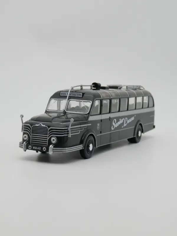 Diecast Ixo 1:43 Scale Vintage Krupp Bus Model - Image 5