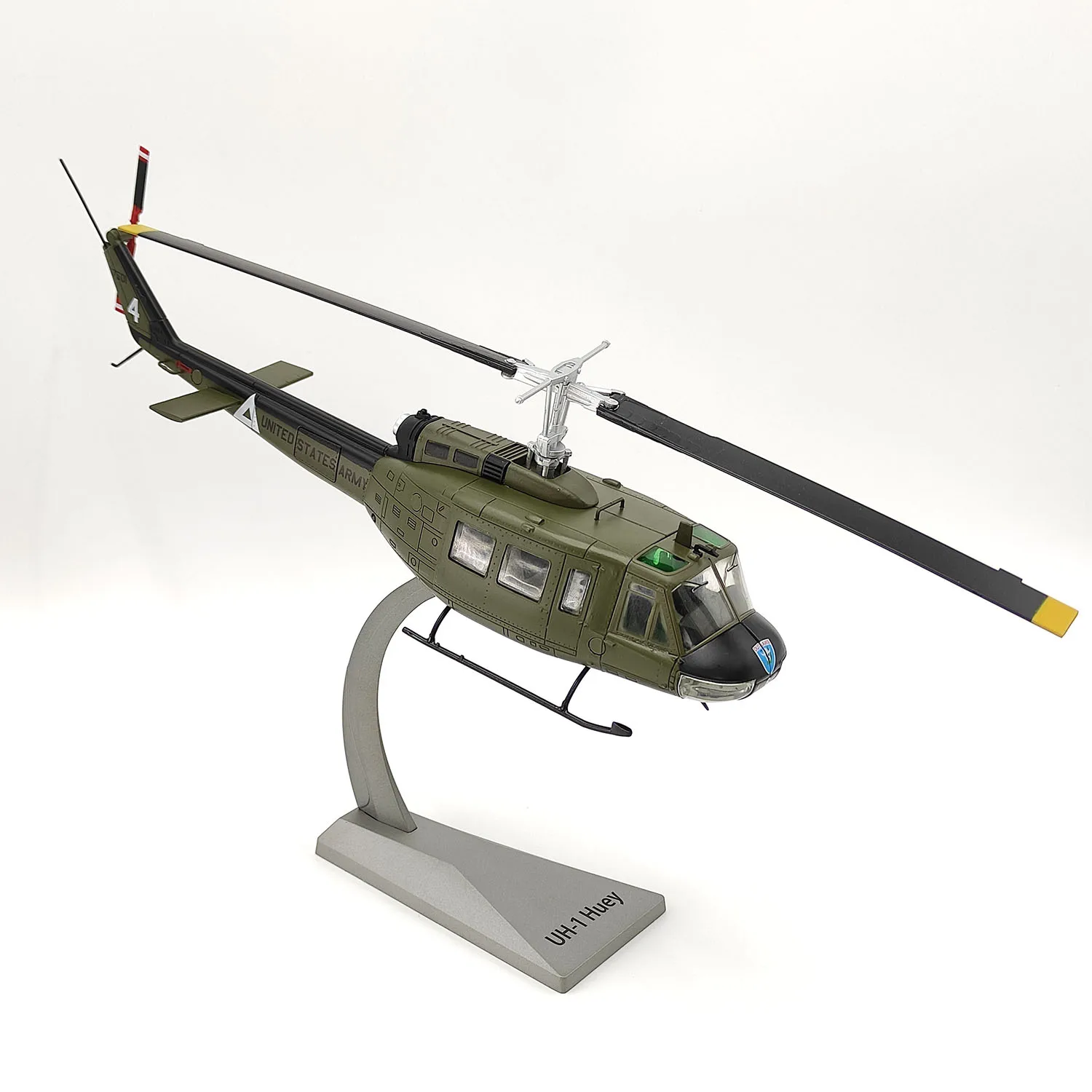 Diecast 1:48 UH-1 Iroquois Huey Model 5 Diecast 1:48 UH-1 Iroquois Huey Model - Image 5