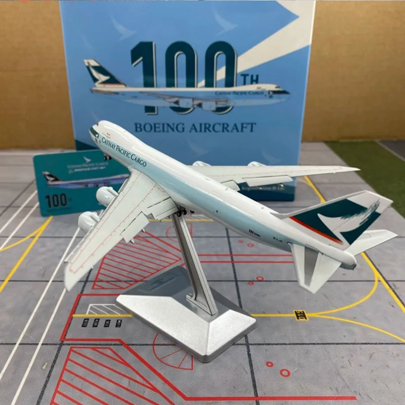1:400 B747-8F Cathay Pacific Aircraft Model 2 1:400 B747-8F Cathay Pacific Aircraft Model - Image 2