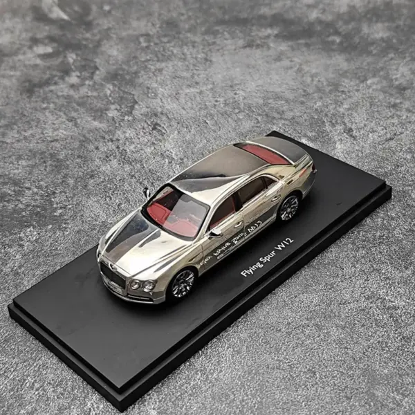 Diecast 1:43 Scale Flying Super W12 Alloy Car Model - Image 5