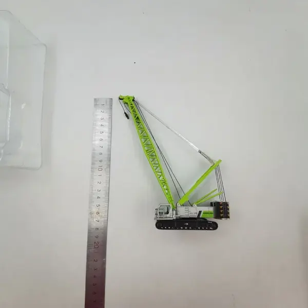 1:120 Scale ZOOMLION ZCC1300 Crawler Crane Model - Image 6