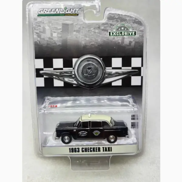 1:64 Scale 1977 Checker Taxi Diecast Model - Image 7