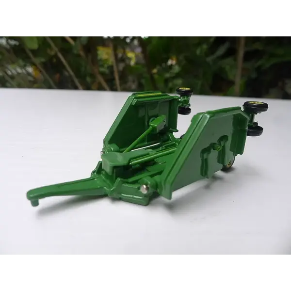 ERTL 1:64 Scale Rotary Mower Model - Image 4