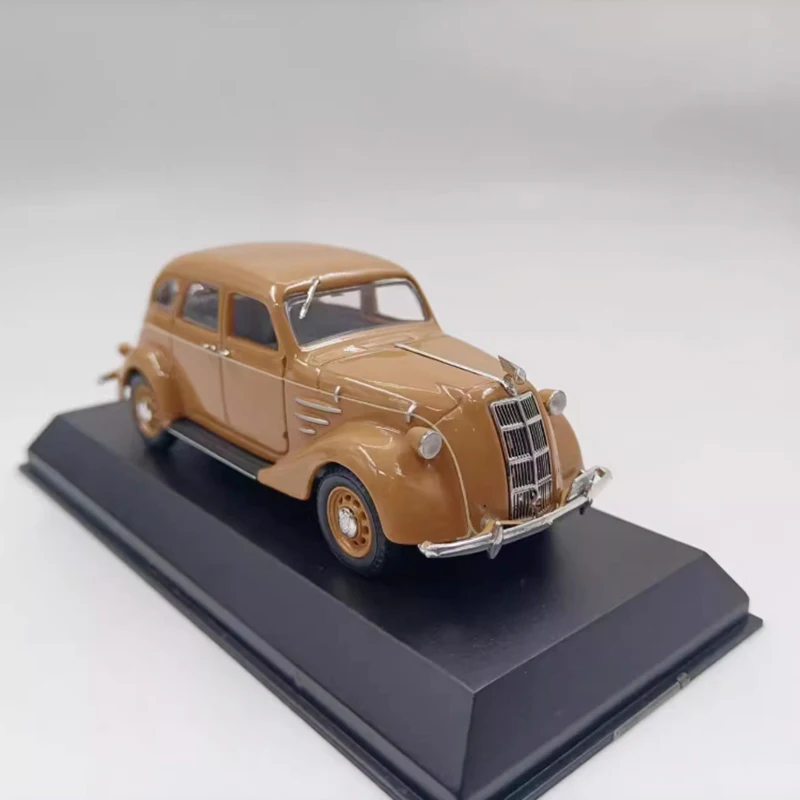 Diecast 1/43 AA Sedan 1936 Classic Car Model 5 Diecast 1/43 AA Sedan 1936 Classic Car Model - Image 5