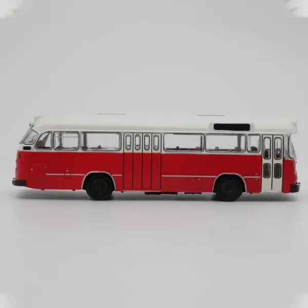 IXO 1:72 Magirus-Deutz Saturn II Bus Model - Image 3