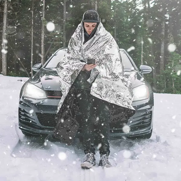 RHINO RESCUE Emergency Thermal Blanket 1.6x2.1m - Image 3