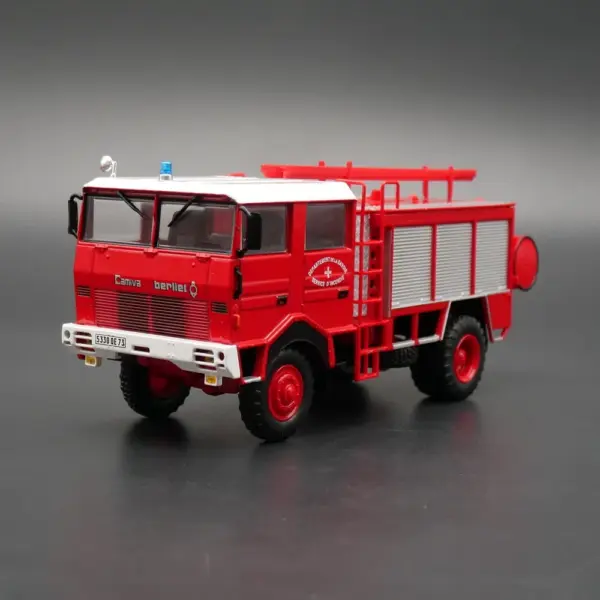 Diecast Ixo 1:43 Berliet GBD Fire Engine Model - Image 6
