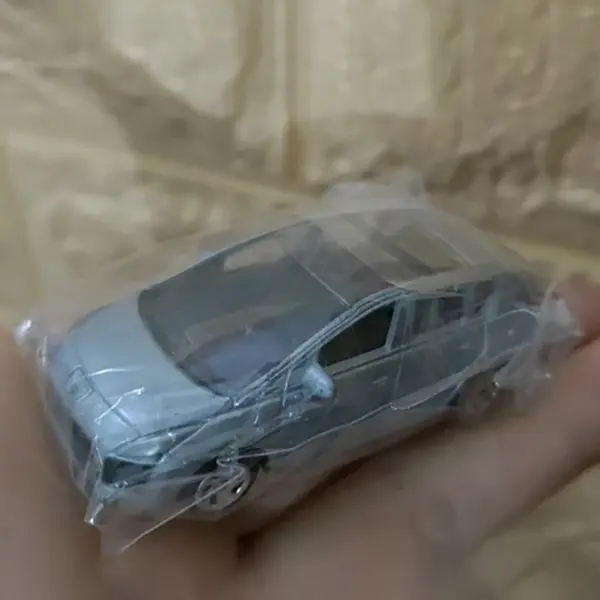 1/64 Scale 3008 Alloy Simulation Car Model - Image 6