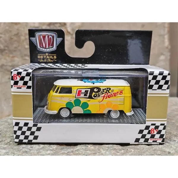 M2 1:64 Willis Beetle Van Diecast Model - Image 5