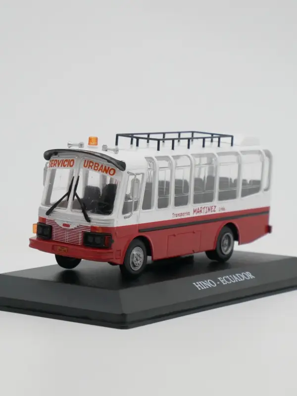 Hino Ecuador Diecast Bus Model 1:72 Display - Image 6