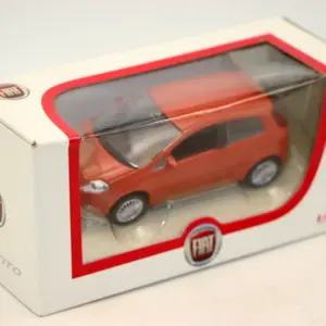 1:43 Scale Fiat Grande Punto Diecast Model 15 S3ee92d3dacf04cea84932e816ba131a8M