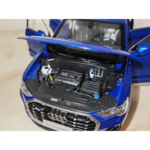 Diecast FAW Q3 SUV 1:18 Model Collection 27 S3fd5fd4088ae4ecaa376f17cca603e69L