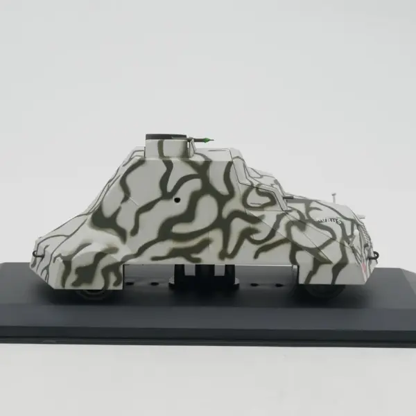 Ixo 1:43 Scale Kubus WWII Polish Vehicle Model - Image 5
