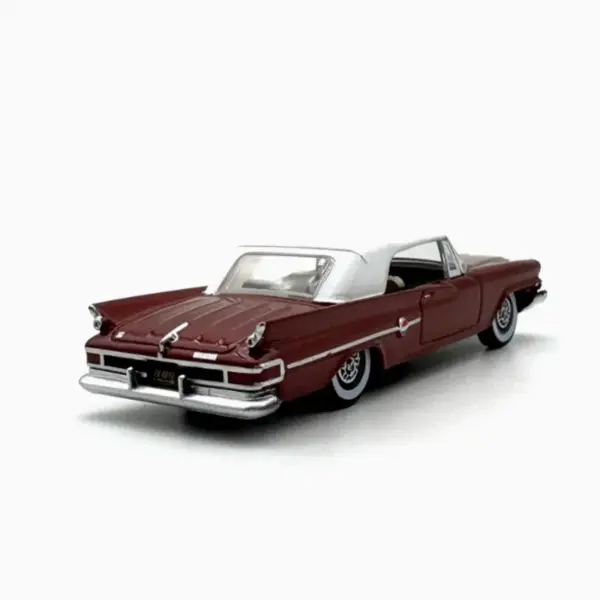 Chrysler 300 Retro Convertible Model 1/87 Scale - Image 2
