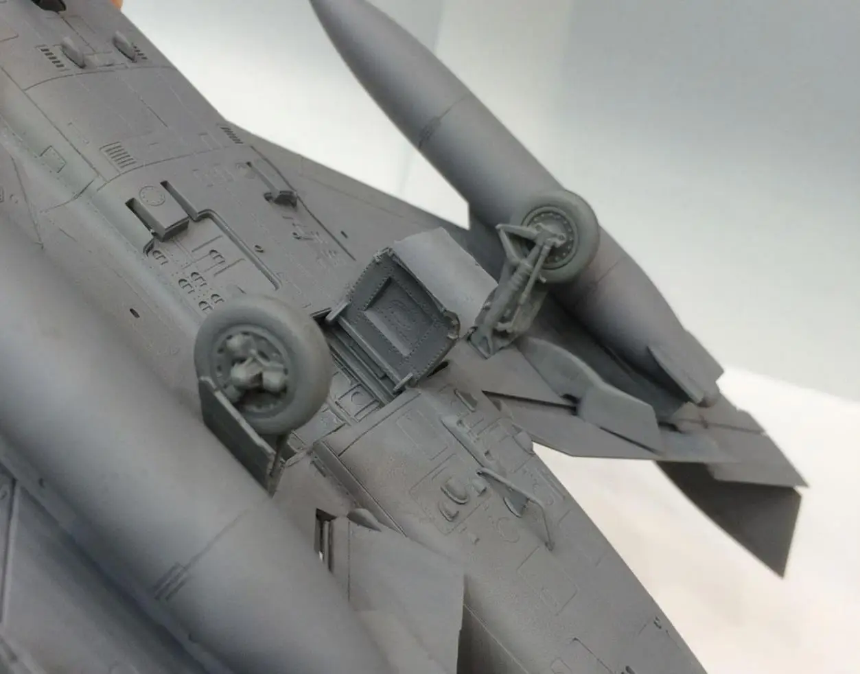 Kinetic 1/48 Super Etendard Model Kit 6 Kinetic 1/48 Super Etendard Model Kit - Image 6