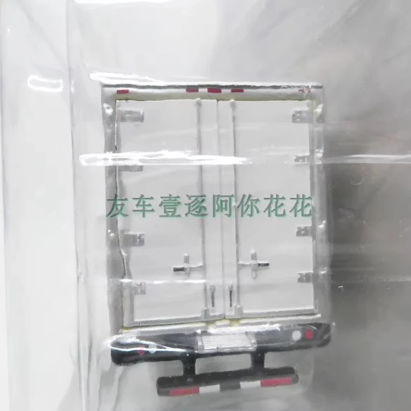 1:64 Scale Alloy Transporter Container Truck 5 1:64 Scale Alloy Transporter Container Truck - Image 5
