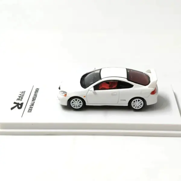 Diecast INTEGRA TYPE-R DC5 1:64 Model - Image 2