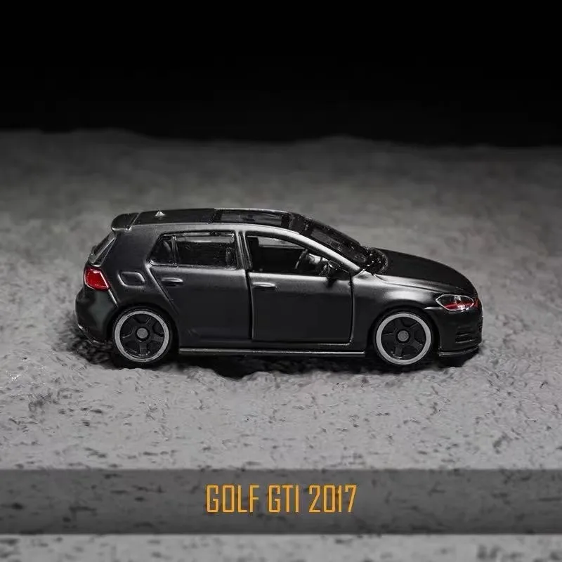Bburago 1:64 Volkswagen Golf Gti Miniature 6 Bburago 1:64 Volkswagen Golf Gti Miniature - Image 6