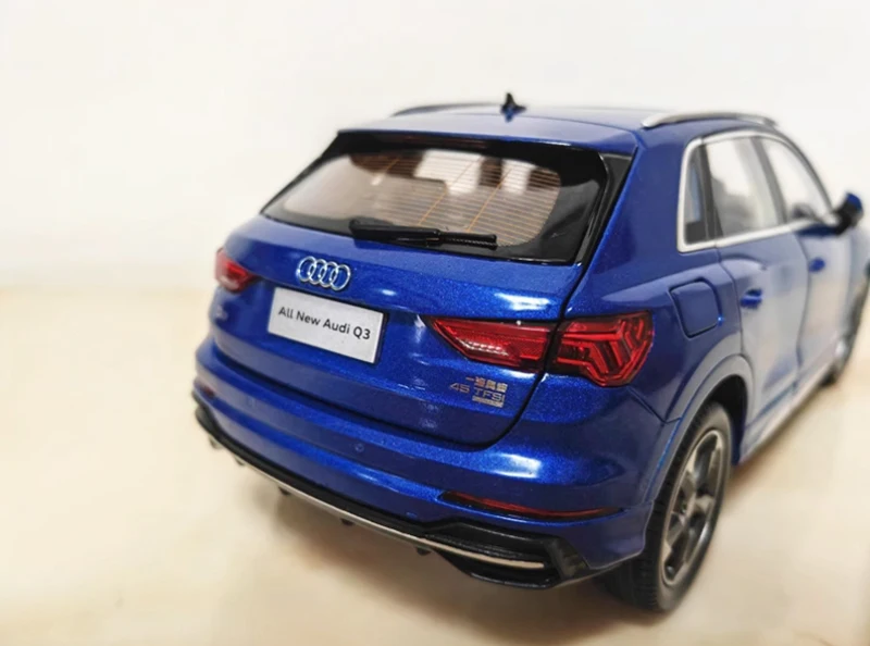 Diecast FAW Q3 SUV 1:18 Model Collection 16 Diecast FAW Q3 SUV 1:18 Model Collection - Image 16