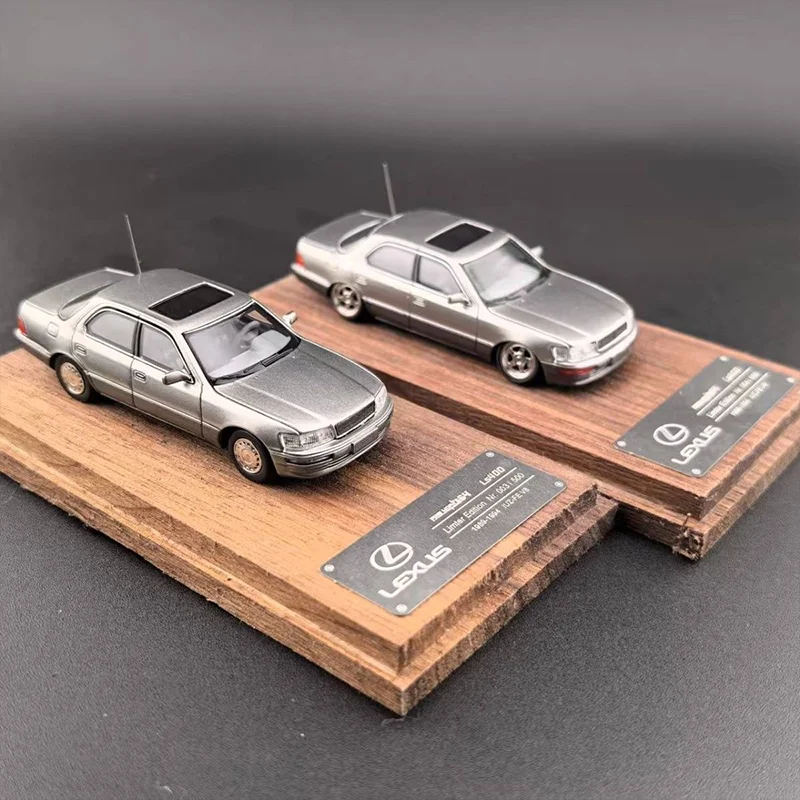 Lexus LS400 XF10 1:64 Alloy Diecast Model 3 Lexus LS400 XF10 1:64 Alloy Diecast Model - Image 3