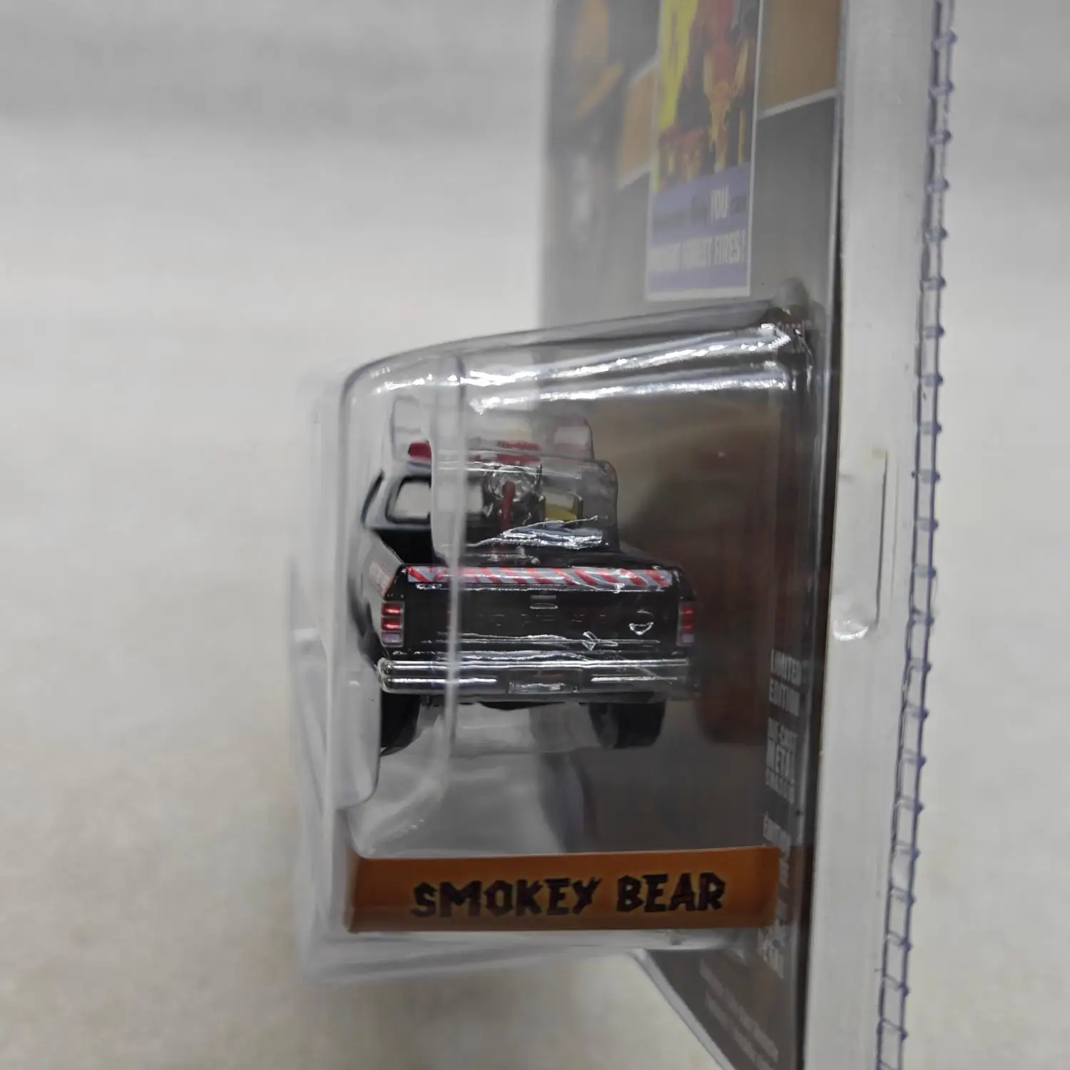 Smokey Bear Series 4 Die-Cast Vehicle 1:64 5 Smokey Bear Series 4 Die-Cast Vehicle 1:64 - Image 5