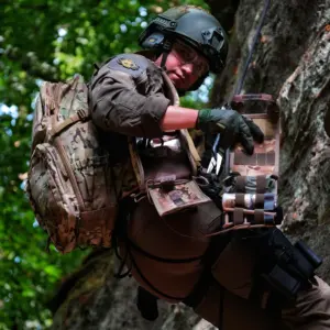 S473d541b7c75414995db21b281a01f3d2