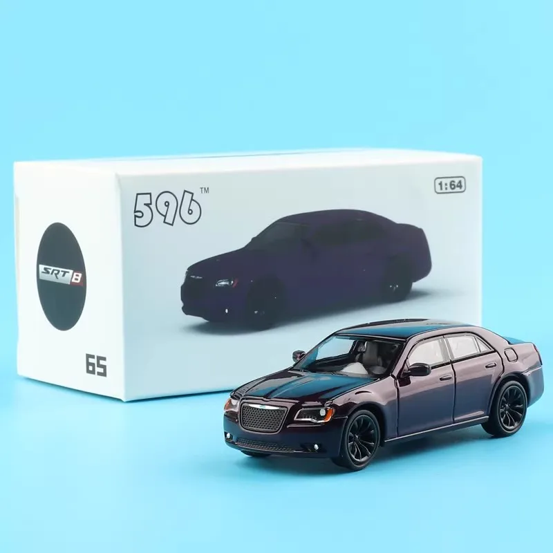 596 Model 1:64 Chrysler 300c Alloy Diecast Car 7 596 Model 1:64 Chrysler 300c Alloy Diecast Car - Image 7
