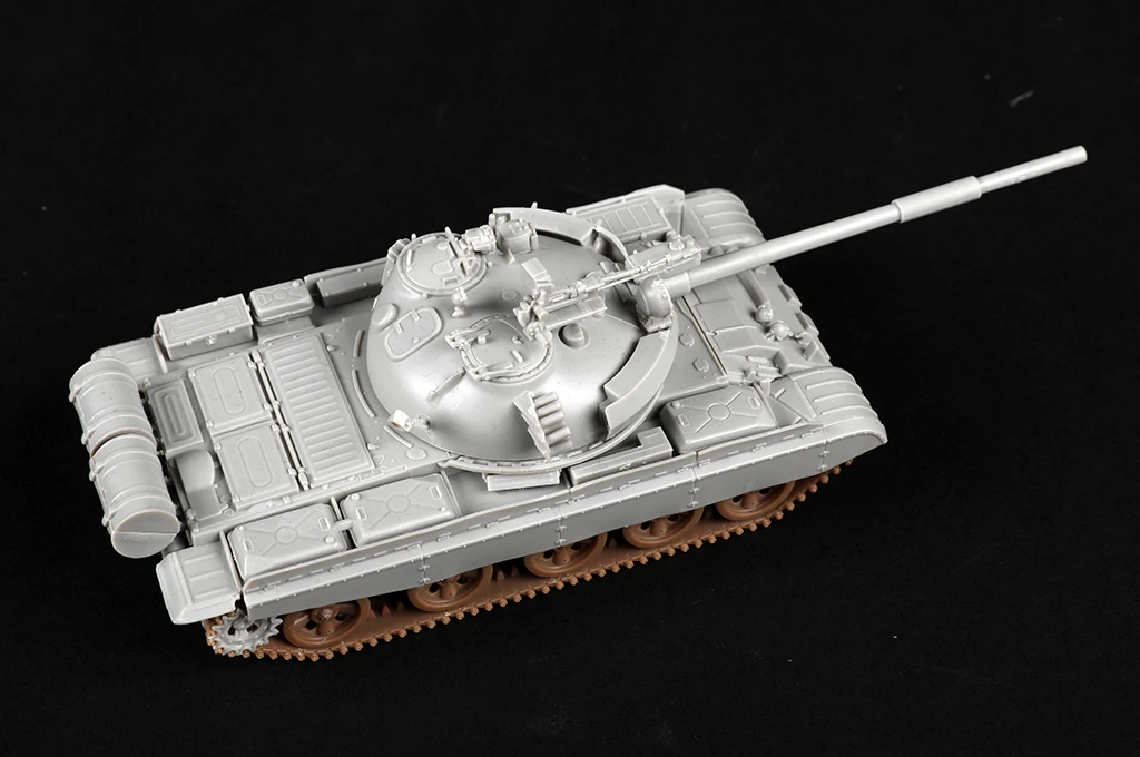 Russian T-62 BDD 1/72 Scale Military Model Kit 14 Russian T-62 BDD 1/72 Scale Military Model Kit - Image 14