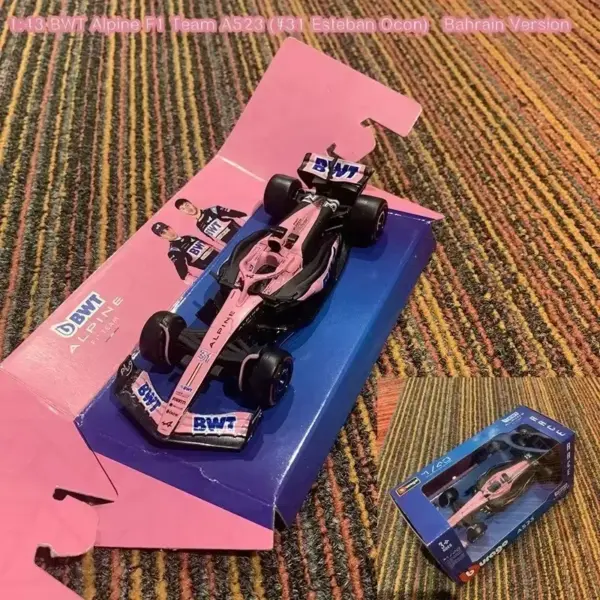 2024 Bburago F1 Red Bull RB19 Las Vegas Model - Image 10