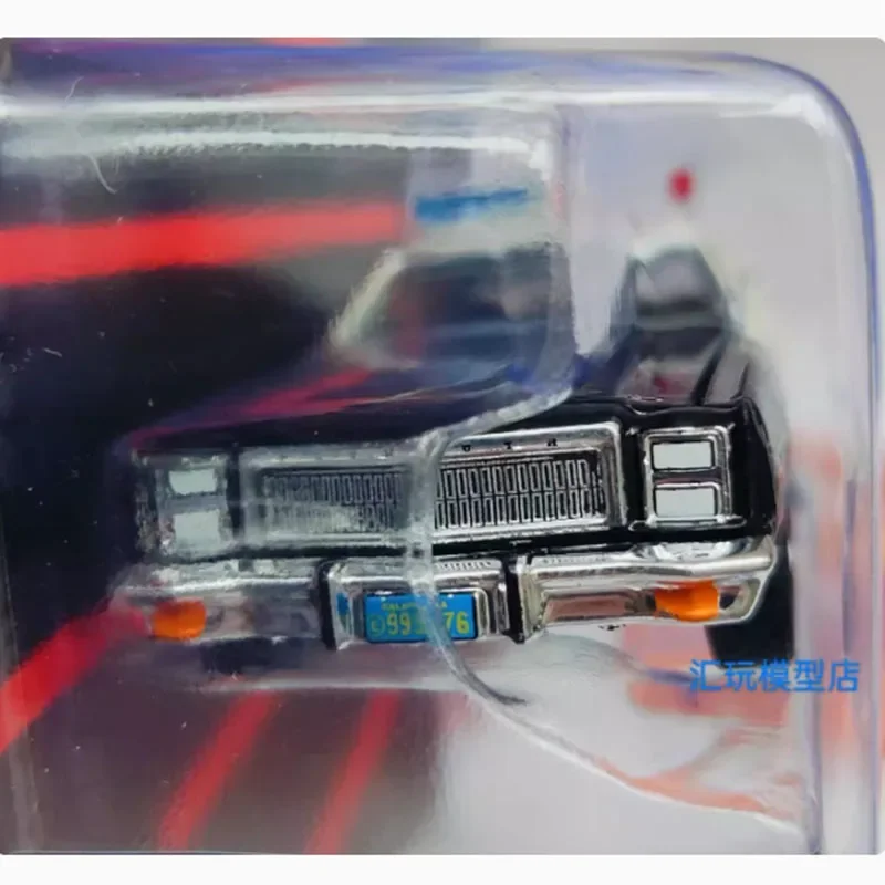 Welly 1:64 Scale 1977 Plymouth Fury Model 5 Welly 1:64 Scale 1977 Plymouth Fury Model - Image 5