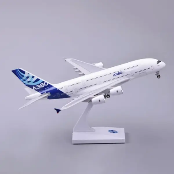 Large 30cm B787 LATAM & A380 Singapore Aircraft Model - Image 6