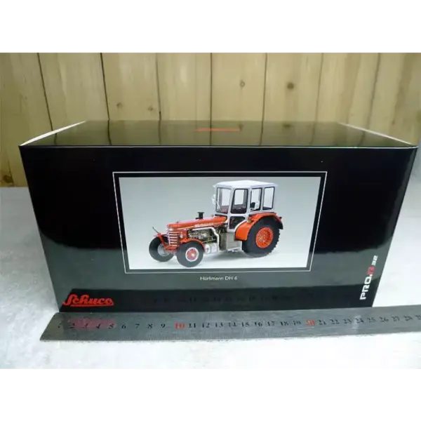 Kleinmann DH-6 1:32 Scale Tractor Model - Image 6