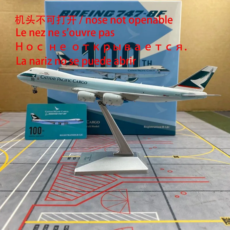 1:400 B747-8F Cathay Pacific Aircraft Model 7 1:400 B747-8F Cathay Pacific Aircraft Model - Image 7