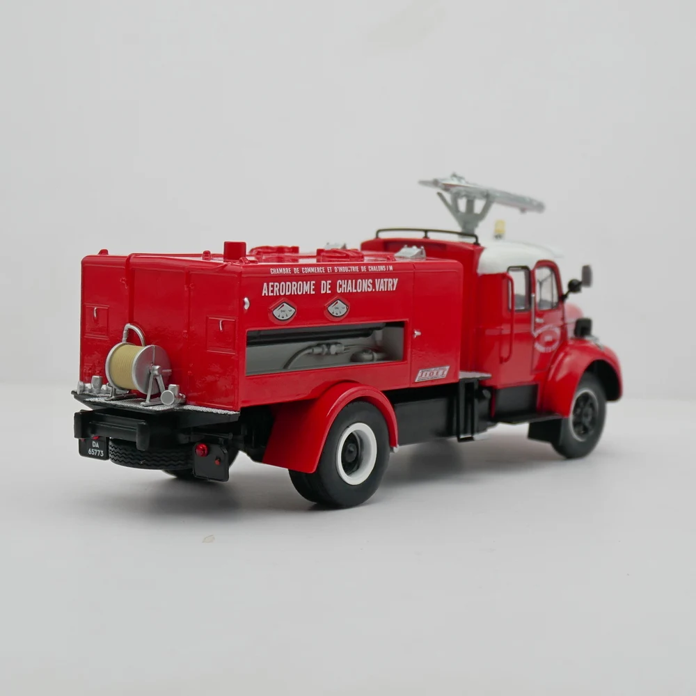 Diecast Model Red Aerodrome Truck 1:43 Scale 3 Diecast Model Red Aerodrome Truck 1:43 Scale - Image 3