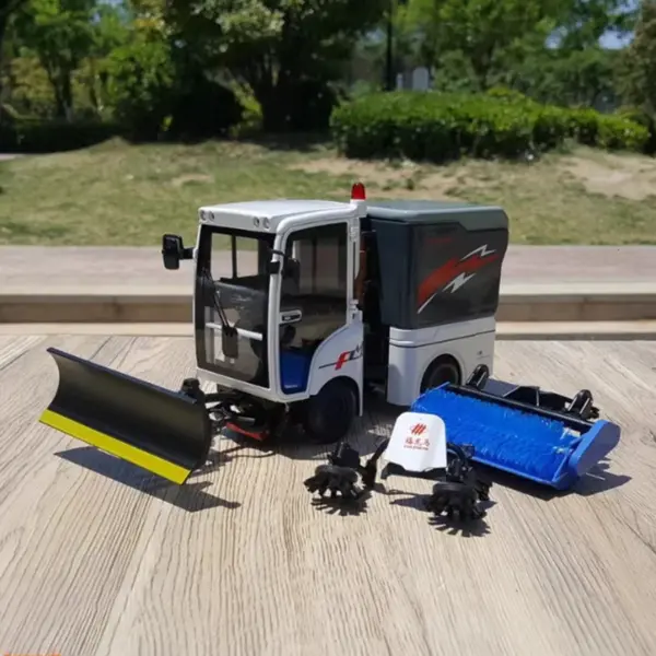 Diecast FLMSD18 Road Sweeper Model Collection - Image 2