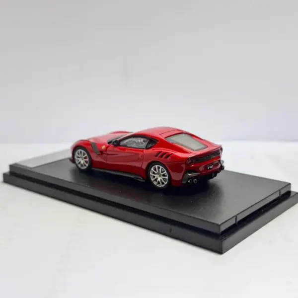 1:64 Scale Ferrari F12 TDF Diecast Model - Image 3