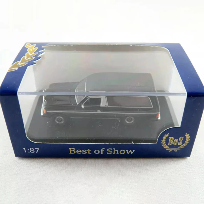 German Resin Benz W123 1:87 Model Car 7 German Resin Benz W123 1:87 Model Car - Image 7