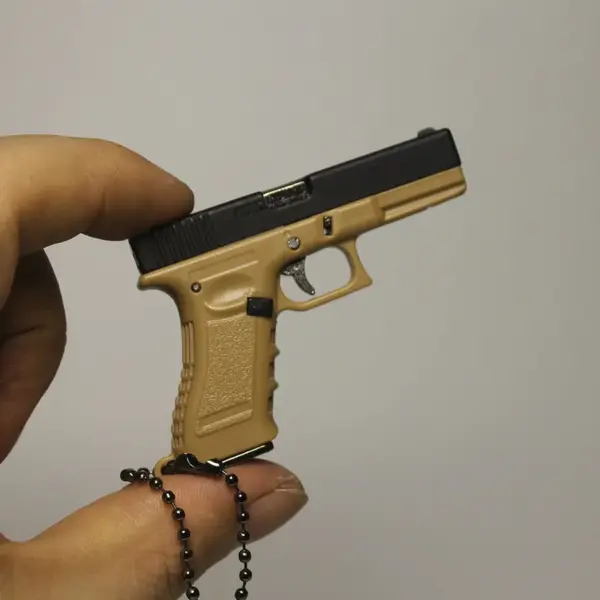 G17 Pistol Keychain Metal Model with Slide Lock - Image 7