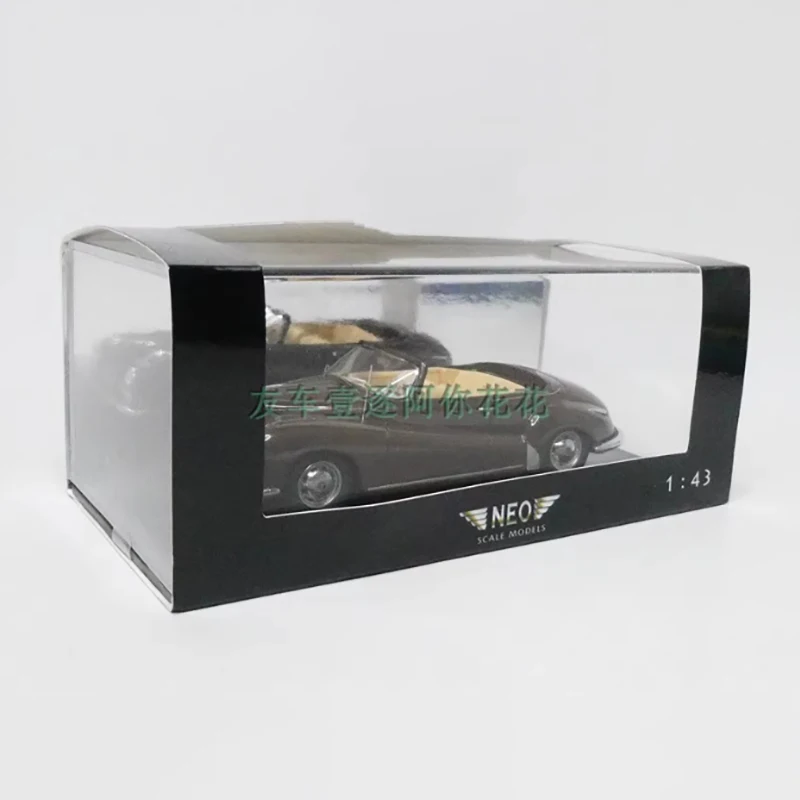 1956 BMW 502 1:43 Resin Model Car 6 1956 BMW 502 1:43 Resin Model Car - Image 6