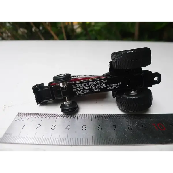 ERTL 1/64 Scale Case IH Puller Tractor Model - Image 5