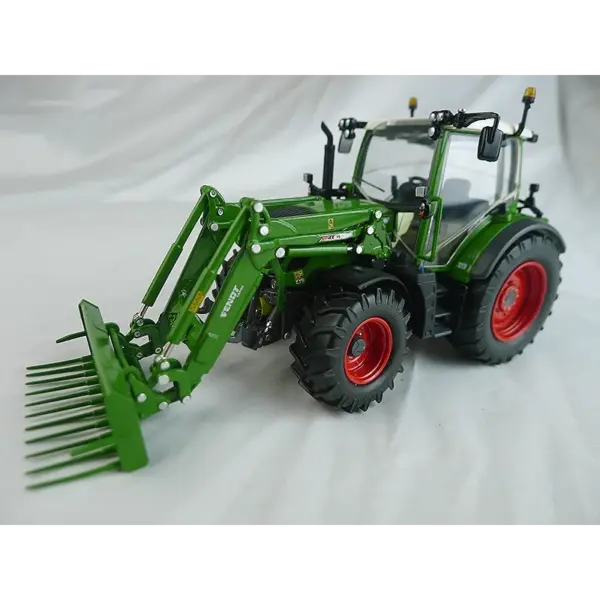 Diecast Fendt 313 Vario Front Loader Model - Image 4
