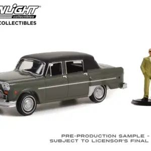 Die-Cast Vintage Car Model with Figurine 5 S55a9b1be3c7c4f139d9873d31dba82238