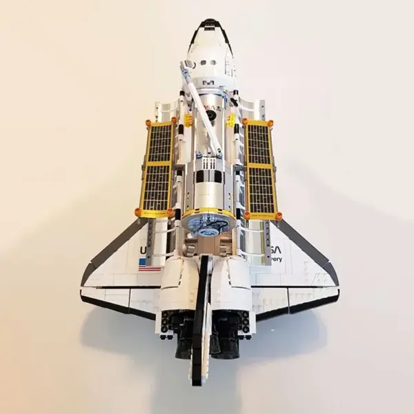 Space Shuttle Discovery Building Blocks Set 2354 pcs - Image 2
