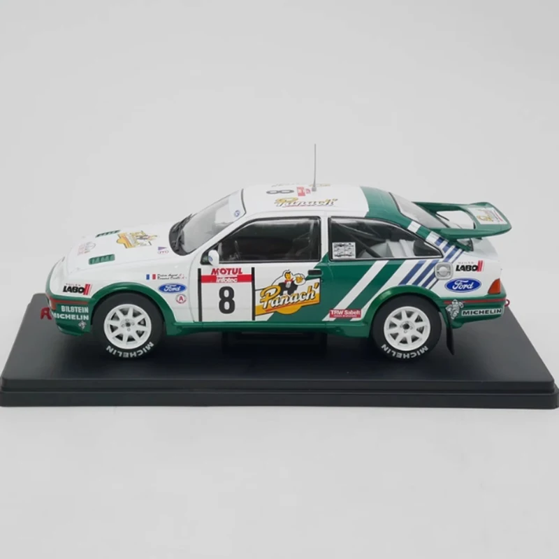 1:24 Scale Ford Sierra RS Cosworth Model Car 3 1:24 Scale Ford Sierra RS Cosworth Model Car - Image 3
