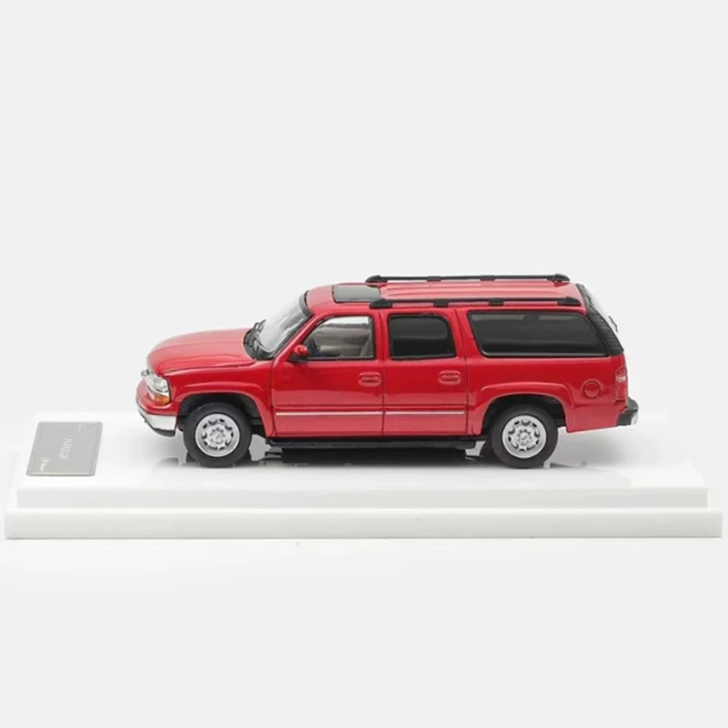 1/64 Scale 2003 Chevrolet Suburban Model Car 5 1/64 Scale 2003 Chevrolet Suburban Model Car - Image 5