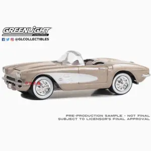 1:64 Scale 1961 Chevrolet Corvette Model Car 5 S59895aa158c24db5bcb0d308eabdaaf8d