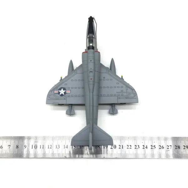 1:72 Scale USAF Marine Corps A-4 Aircraft Model - Image 4