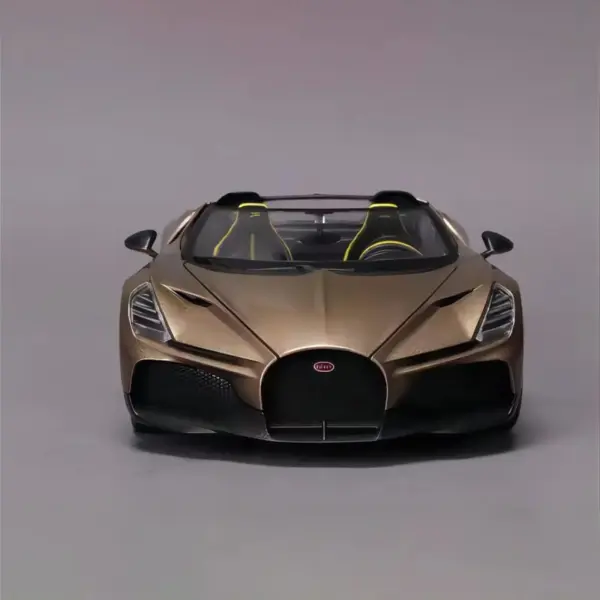 Bburago 1:18 Bugatti Mistral Diecast Model - Image 3