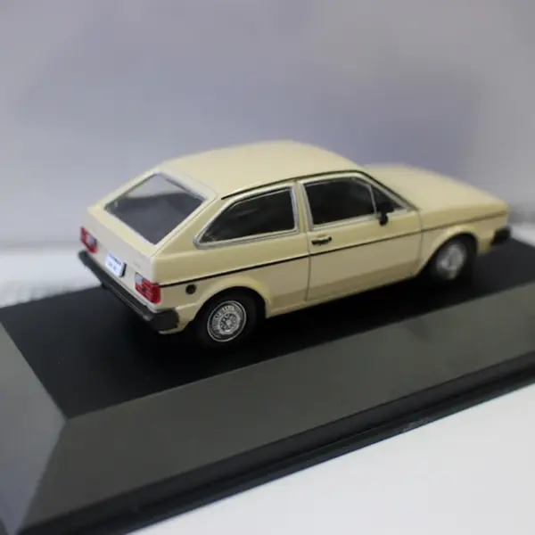 Diecast 1:43 Scale VW GOL BX 1981 Model - Image 4